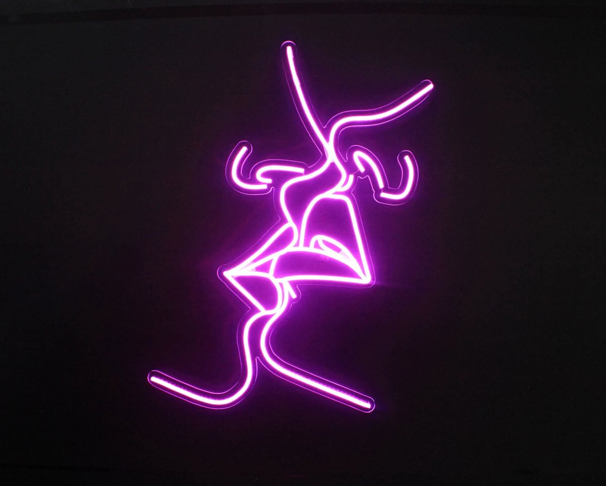 Lesbian Kiss Wall Art Neon Sign - PrideBooth